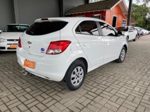Foto 3 - Chevrolet Onix Onix 1.0 LS SPE/4 manual