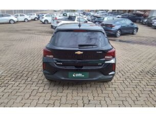 Foto 5 - Chevrolet Onix Onix 1.0 Turbo LTZ (Aut) automático