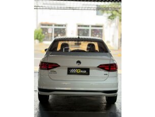 Foto 4 - Volkswagen Virtus Virtus 200 TSI Comfortline (Flex) (Aut) automático