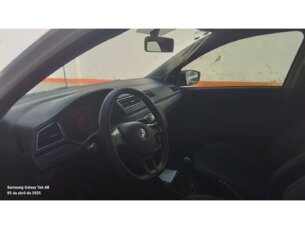 Foto 9 - Volkswagen Voyage Voyage 1.0 manual