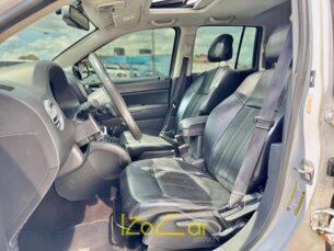 Foto 8 - Jeep Compass Compass 2.0 (Aut) automático