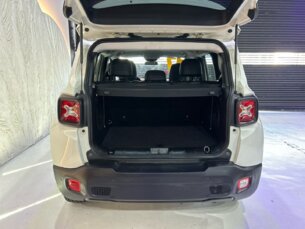 Foto 8 - Jeep Renegade Renegade Sport 1.8 (Aut) (Flex) automático