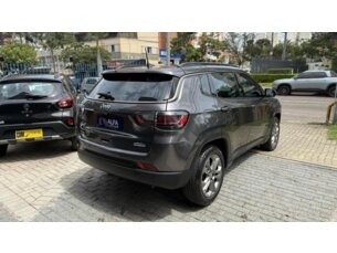 Foto 6 - Jeep Compass Compass 1.3 T270 Longitude automático