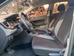 Foto 4 - Volkswagen Virtus Virtus 200 TSI Comfortline (Aut) (Flex) automático