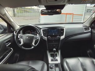 Foto 8 - Mitsubishi L200 Triton L200 Triton Sport 2.4 D HPE-S 4WD (Aut) automático