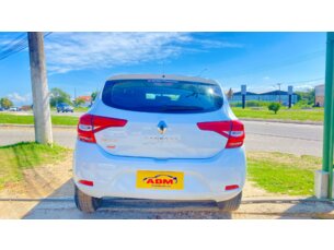 Foto 5 - Renault Sandero Sandero 1.0 Zen manual
