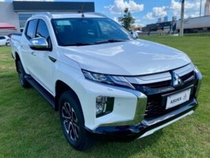 Foto 2 - Mitsubishi L200 Triton L200 Triton Sport 2.4 D HPE-S 4WD (Aut) automático