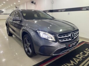 Foto 2 - Mercedes-Benz GLA GLA 200 Advance automático