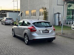 Foto 7 - Ford Focus Hatch Focus Hatch SE 1.6 16V TiVCT PowerShift automático