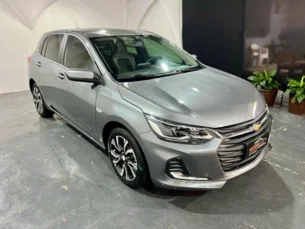 Foto 4 - Chevrolet Onix Onix 1.0 Turbo Premier (Aut) automático