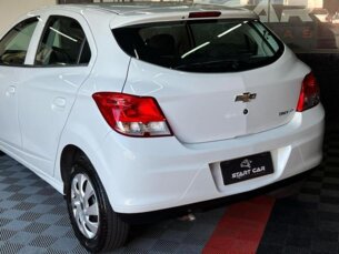 Foto 9 - Chevrolet Onix Onix 1.0 LT SPE/4 manual