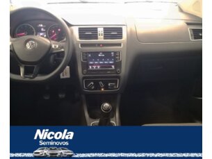Foto 9 - Volkswagen Fox Fox 1.6 Connect manual
