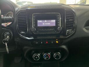 Foto 9 - Fiat Toro Toro Freedom 1.8 AT6 4x2 (Flex) automático