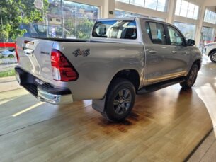 Foto 3 - Toyota Hilux Cabine Dupla Hilux 2.8 TDI CD SR 4x4 4wd (Aut) automático