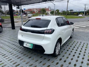 Foto 7 - Peugeot 208 208 1.6 Active (Aut) automático
