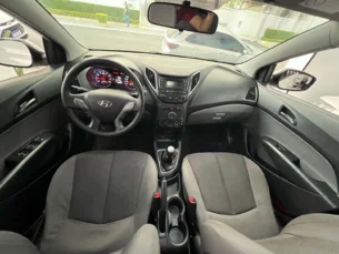 Foto 4 - Hyundai HB20S HB20S 1.0 Comfort Plus manual