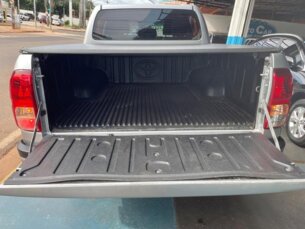 Foto 9 - Toyota Hilux Cabine Dupla Hilux 2.7 SR CD 4x2 (Flex) (Aut) automático
