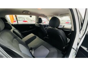 Foto 10 - Kia Sportage Sportage LX 2.0 (Flex) (Aut) P574 automático