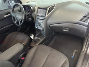 Foto 7 - Hyundai HB20X HB20X Style 1.6 manual