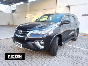 Foto 2 - Toyota Hilux Cabine Dupla Hilux 2.7 SR CD 4x2 (Flex) (Aut) automático