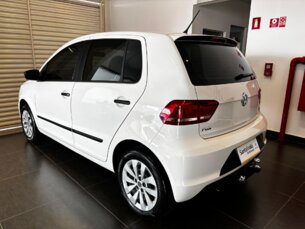 Foto 5 - Volkswagen Fox Fox 1.0 MPI Trendline (Flex) manual