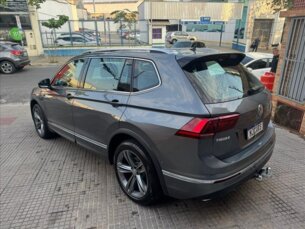 Foto 4 - Volkswagen Tiguan Tiguan Allspace 2.0 350 TSI R-Line DSG 4Motion automático