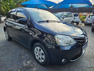 Foto 1 - Toyota Etios Hatch Etios X 1.3 (Flex) manual