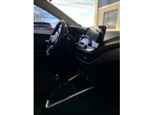 Foto 6 - Chevrolet Onix Plus Onix Plus 1.0 Turbo LTZ manual