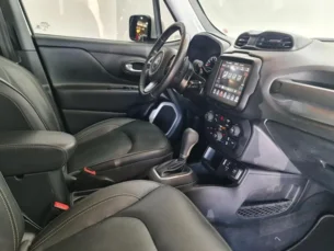 Foto 9 - Jeep Renegade Renegade 1.8 (Aut) automático