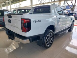 Foto 6 - Ford Ranger (Cabine Dupla) Ranger 3.0 CD Limited 4WD (Aut) automático