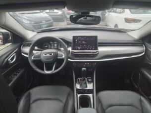 Foto 7 - Jeep Compass Compass 1.3 T270 Longitude automático