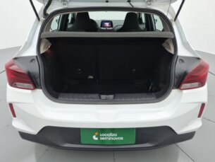 Foto 9 - Chevrolet Onix Onix 1.0 LT manual