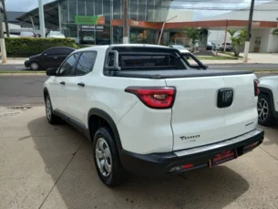 Foto 6 - Fiat Toro Toro Endurance 1.8 automático