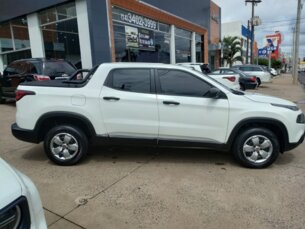 Foto 7 - Fiat Toro Toro Endurance 1.8 automático