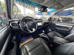 Foto 8 - Toyota Hilux Cabine Dupla Hilux 2.8 TDI CD SRX 4x4 (Aut) automático