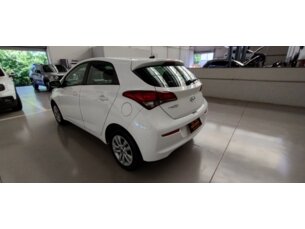 Foto 7 - Hyundai HB20 HB20 1.6 Comfort Plus automático
