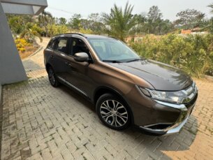 Foto 4 - Mitsubishi Outlander Outlander 2.0 16V CVT automático