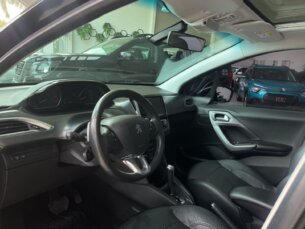 Foto 8 - Peugeot 208 208 Griffe  1.6 16V (Flex) (Aut) automático