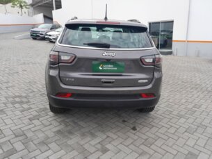 Foto 5 - Jeep Compass Compass 1.3 T270 Longitude automático