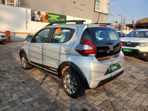 Foto 2 - Fiat Mobi Mobi 1.0 Trekking manual