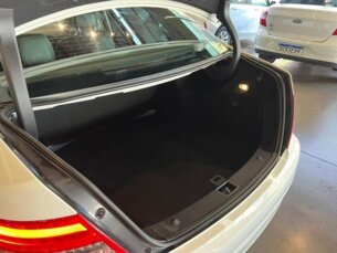 Foto 9 - Mercedes-Benz Classe C Sedã C 180 CGI Classic automático