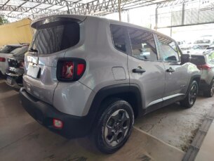 Foto 8 - Jeep Renegade Renegade 1.8 (Aut) automático