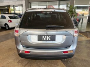 Foto 6 - Mitsubishi Outlander Outlander 2.0 16V PHEV CVT 4WD automático
