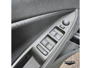 Foto 7 - Chevrolet Onix Onix 1.0 LT manual