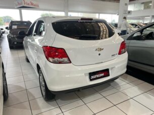 Foto 5 - Chevrolet Onix Onix 1.0 LT SPE/4 manual