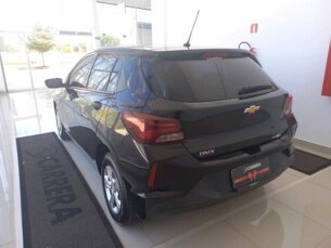 Foto 3 - Chevrolet Onix Onix 1.0 manual