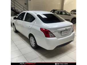 Foto 9 - NISSAN Versa Versa 1.6 S (Flex) manual