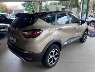 Foto 4 - Renault Captur Captur 1.3 TCe Iconic CVT automático