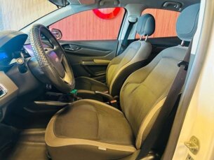 Foto 8 - Chevrolet Prisma Prisma 1.0 LT SPE/4 manual