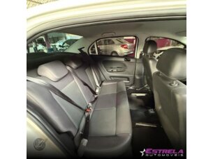 Foto 8 - Volkswagen Voyage Voyage 1.6 manual